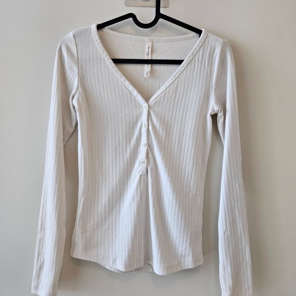 The Group Babaton Kerry Long Sleeve Top - Picture 4 of 6